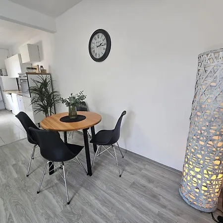 Sonja Apartment *
